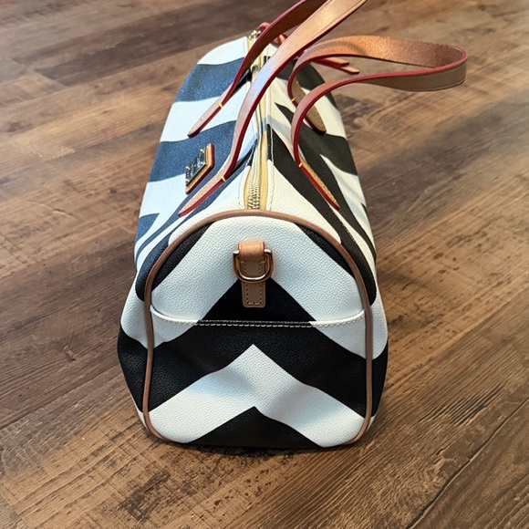 Dooney & Bourke Black and White Satchel - Picture 4 of 6